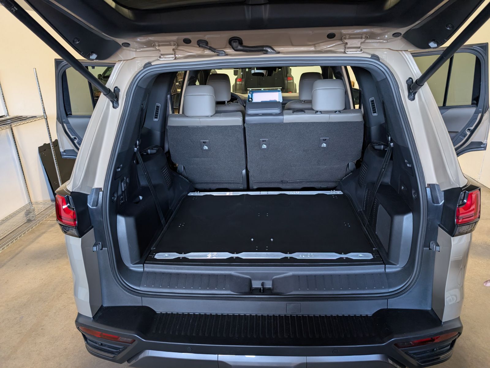 Lexus LX700h 3rd Row Delete Floor Plate - PREORDER SPECIAL