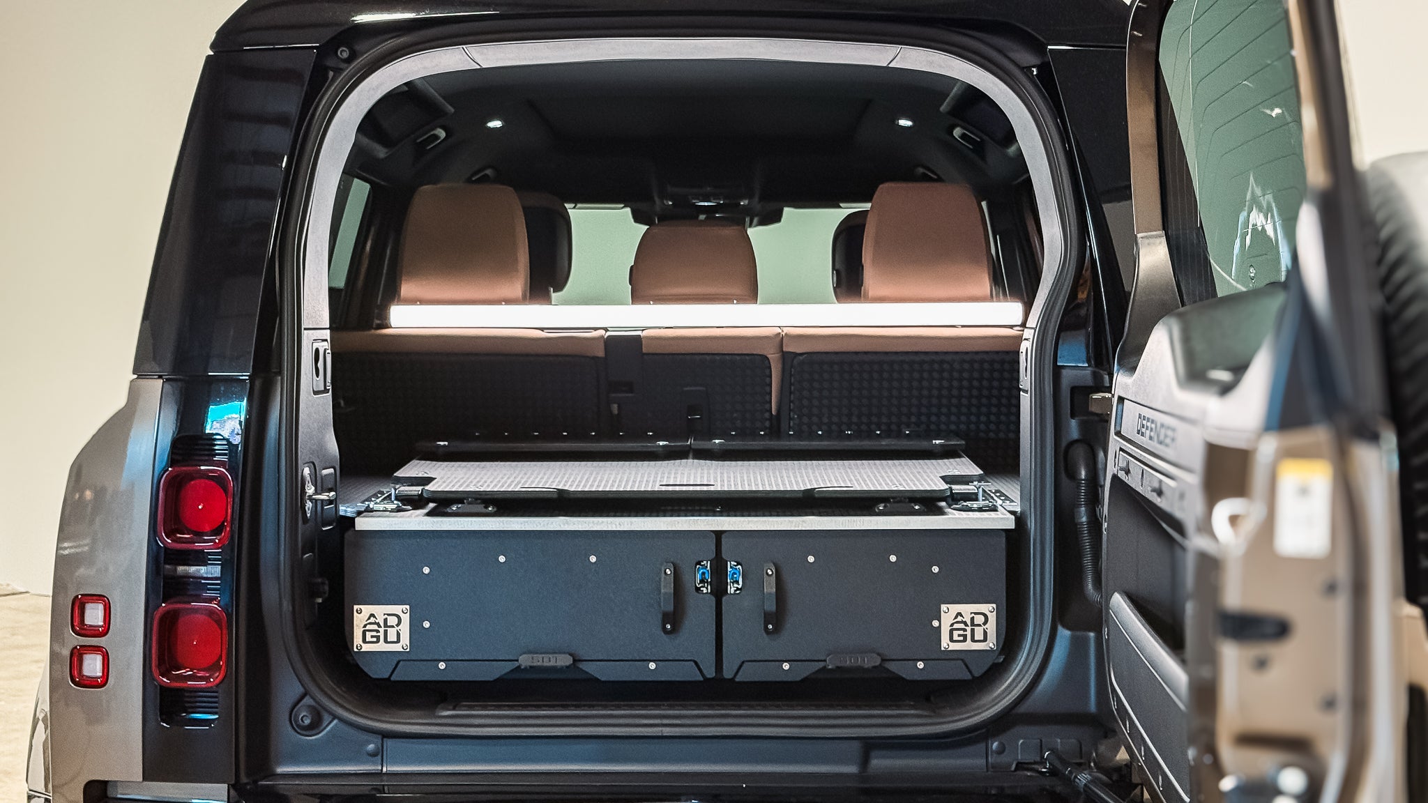 defender rear drawers